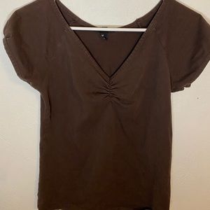 Brown t-shirt